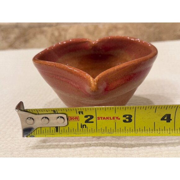 Handcrafted Heart-Shaped Ceramic Bowl - Picture 8 of 9